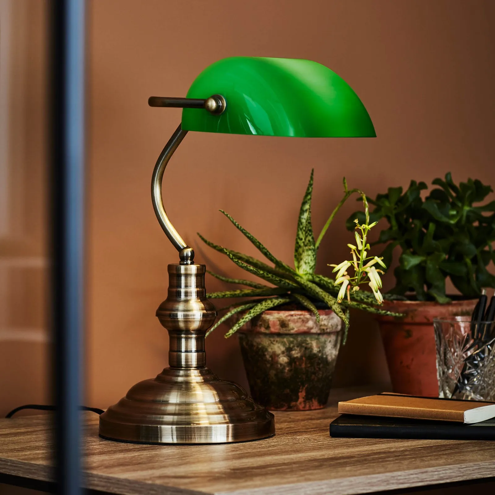 Classic Green Glass Bankers Table Lamp