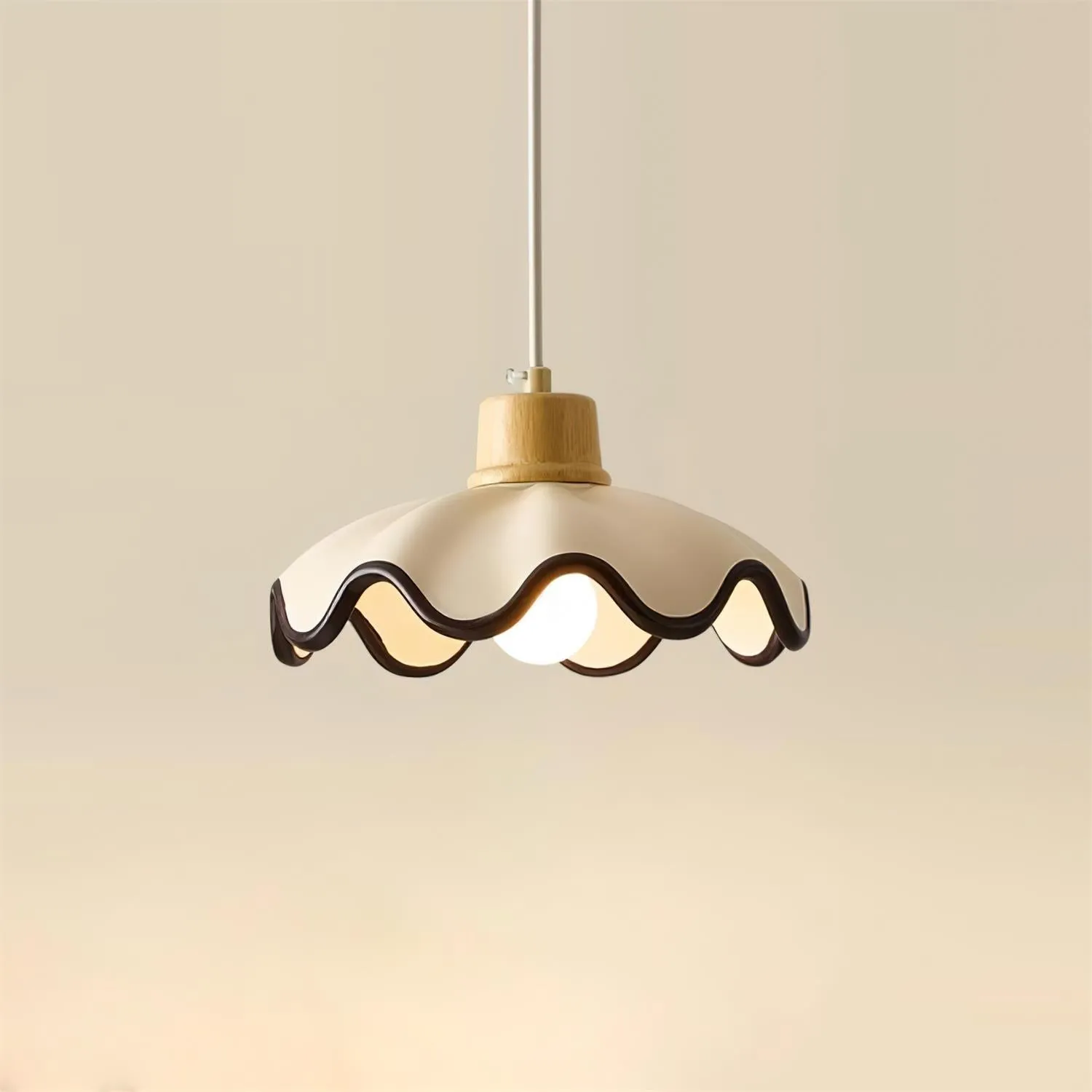 Tilda Pendant Lamp T428