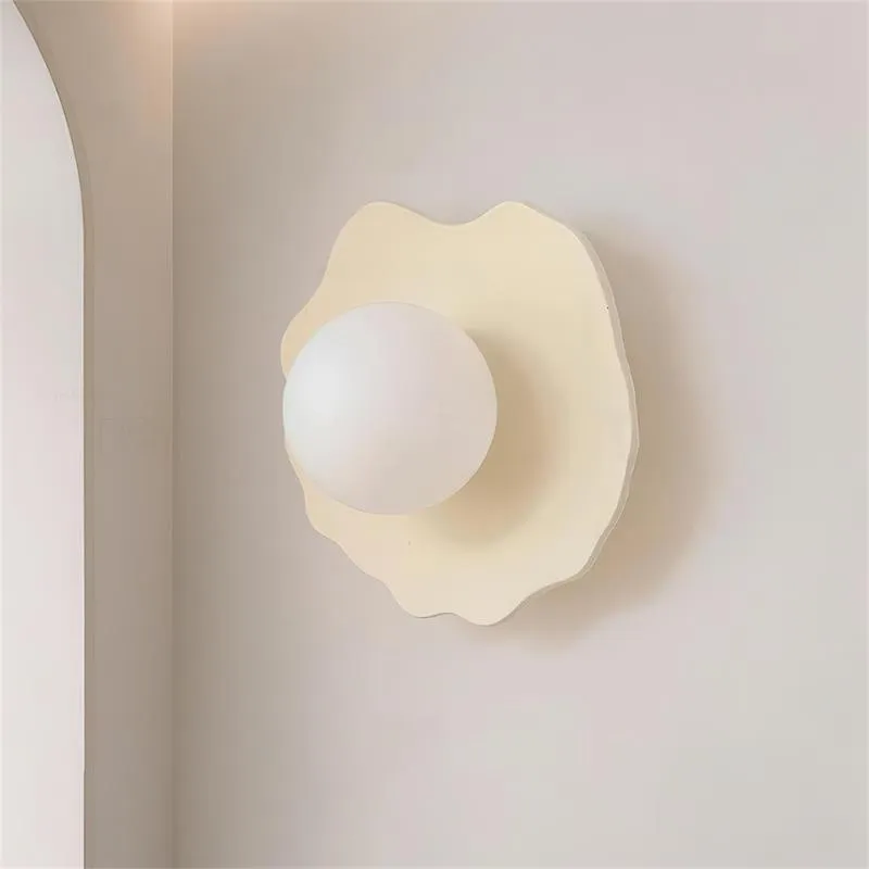 Nordic Flower Shape Wall Lamp M106