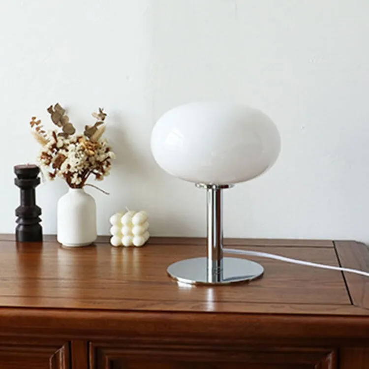 Minimalist Bauhaus Glass Table Lamp S22