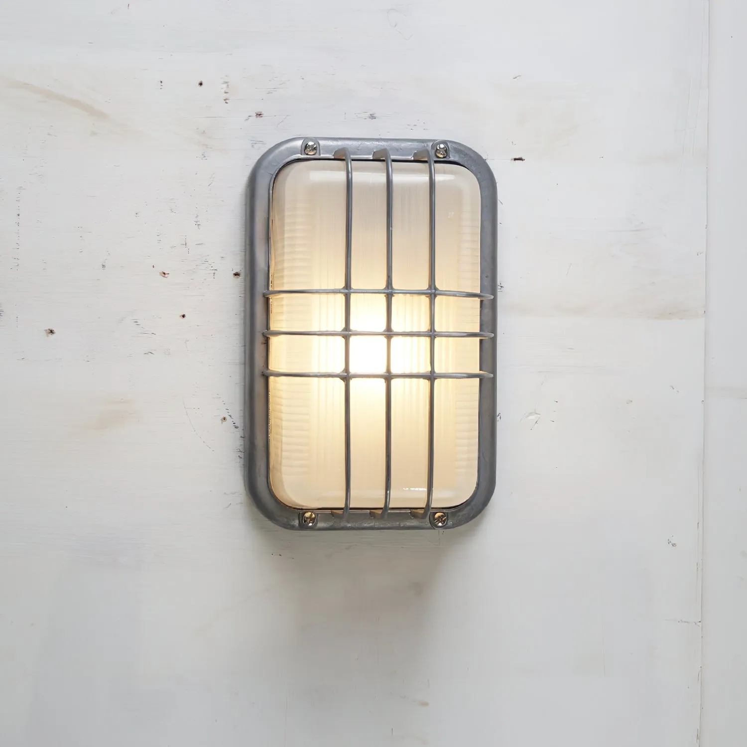 Garden Trading Chatham Outdoor Sconce T1715