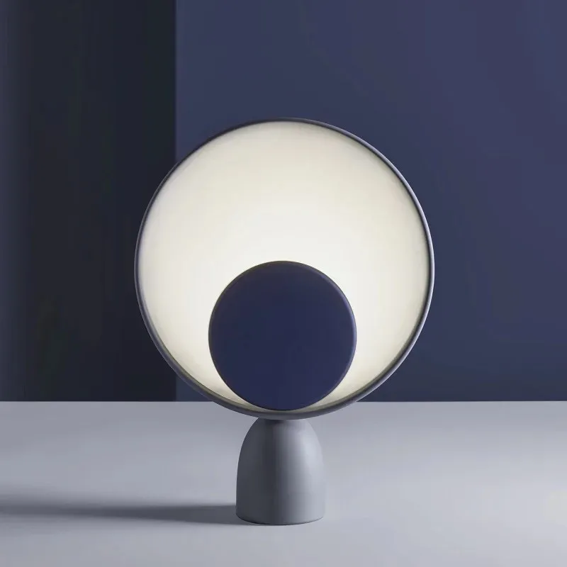 Blooper LED Table Lamp