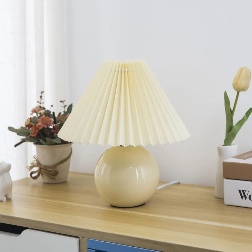 Creamy Table Light