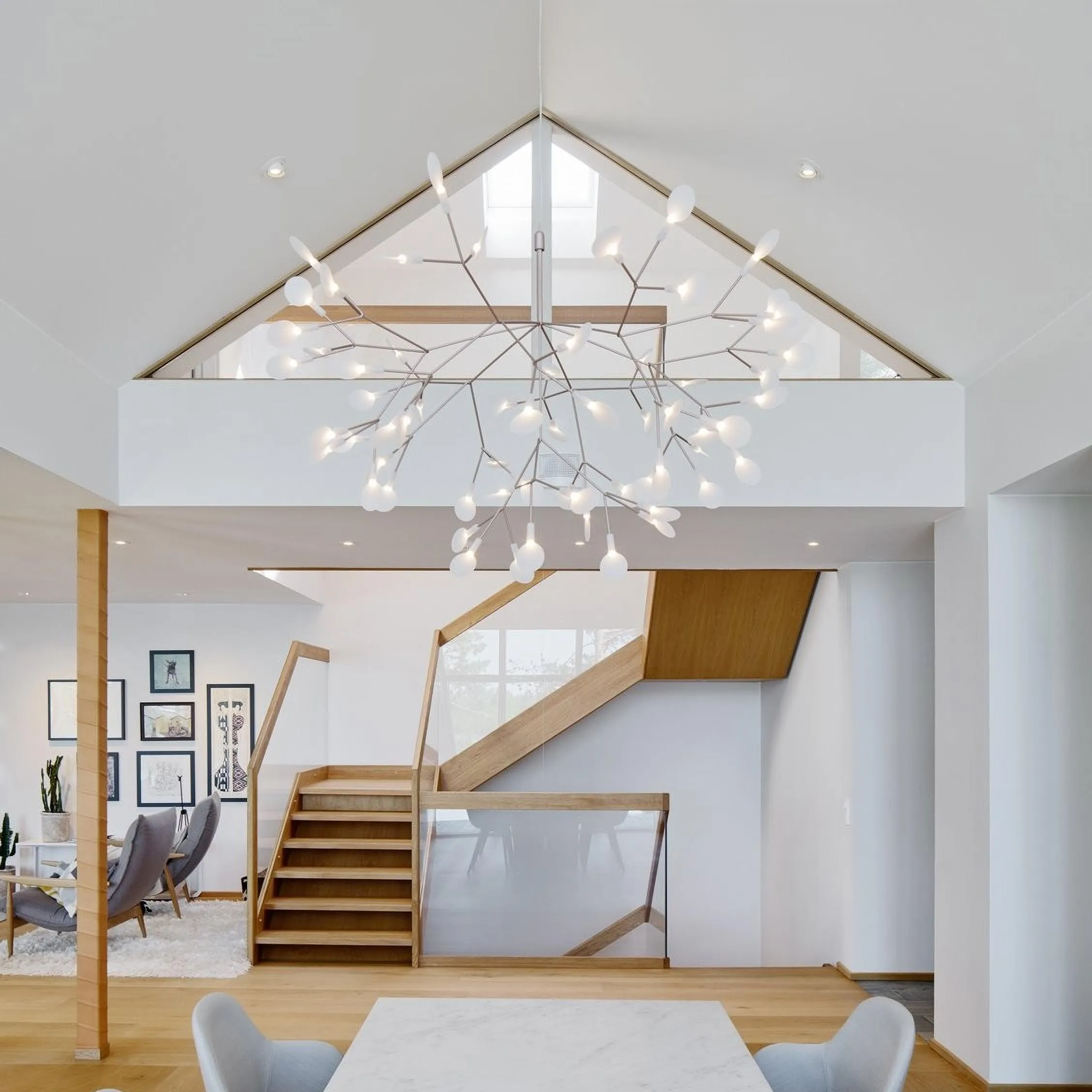 Floresta Chandelier – Artistic LED Chandelier for Residential Spaces
