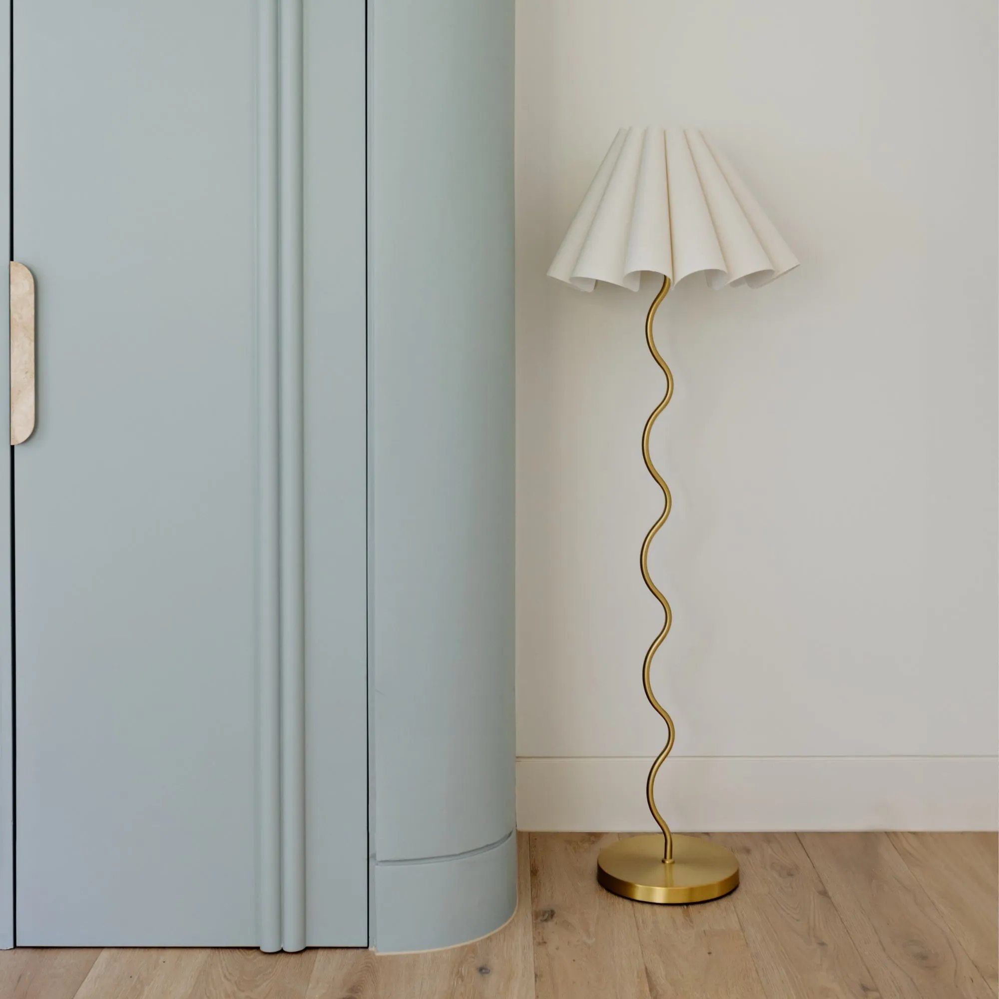 Cora Floor Lamp T1929
