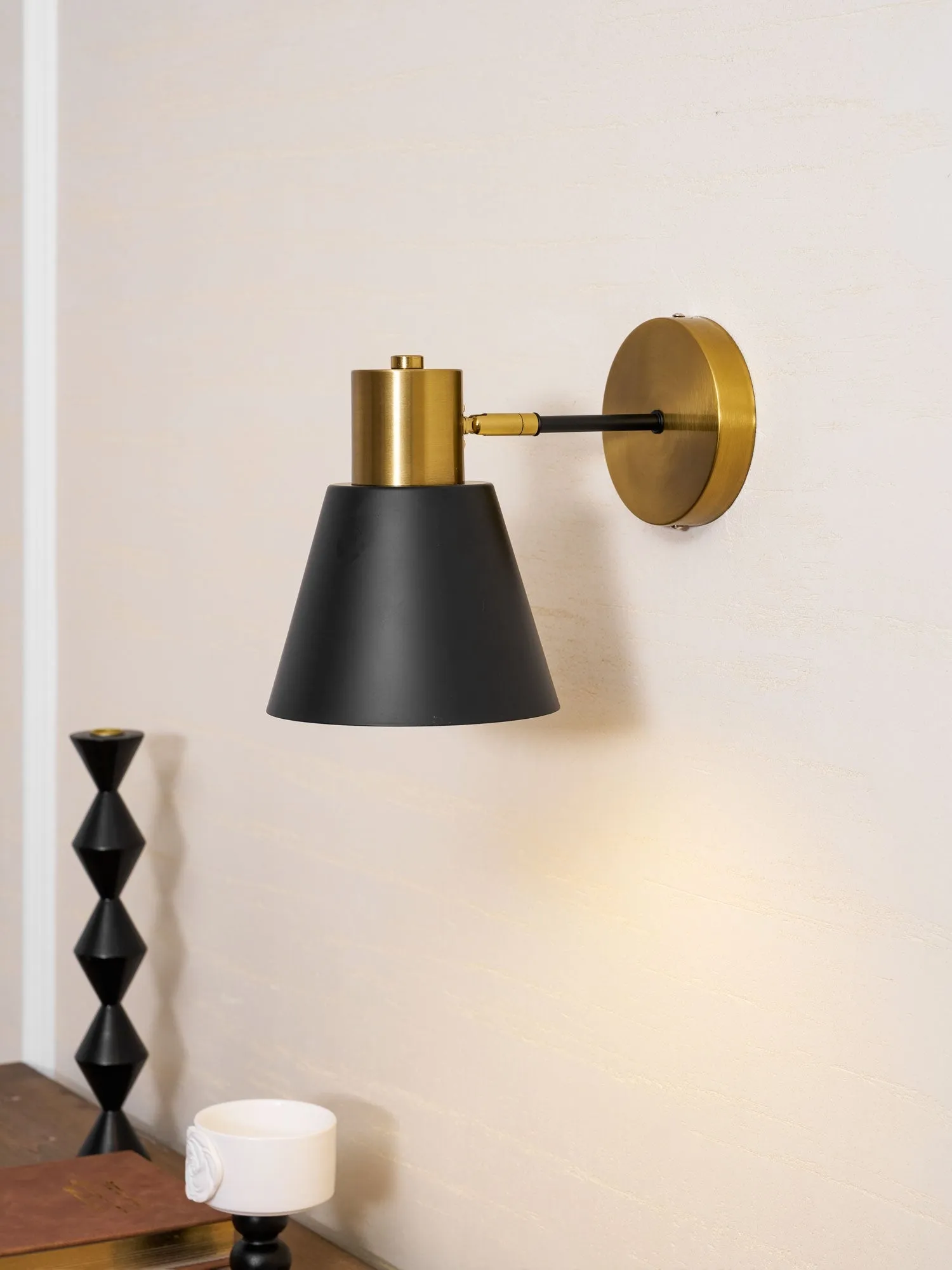 Adjustable Armed Wall Lamp T1597