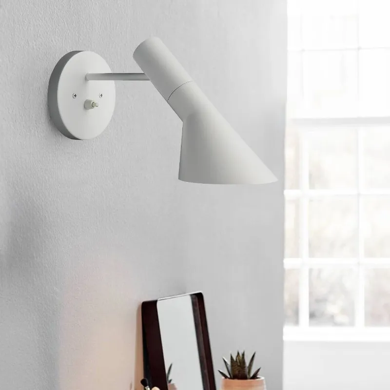 Metal Design Bedroom Wall Lamp S19
