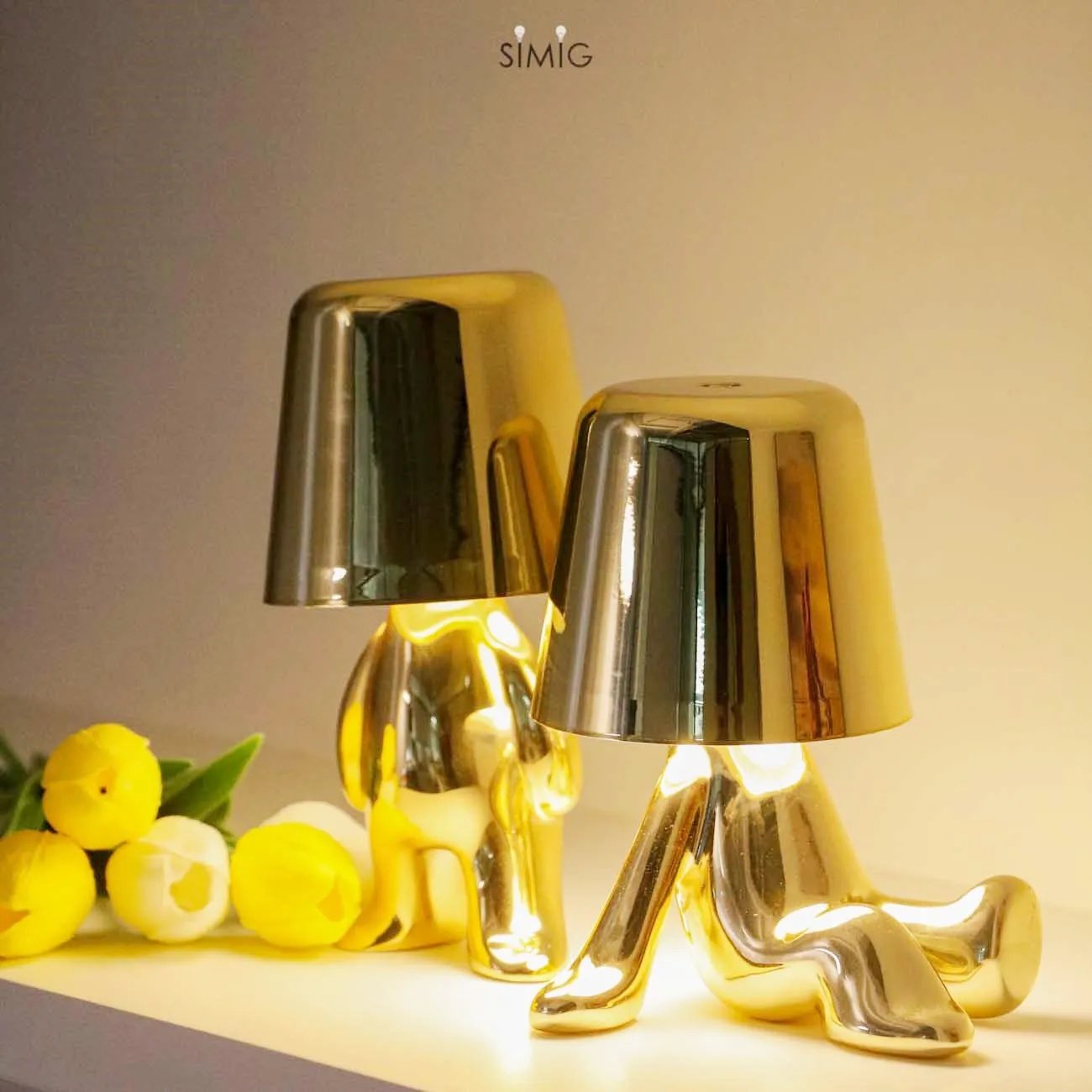 Aurabrova Human Figure Table Lamp - Modern Sculptural Design for Living Room