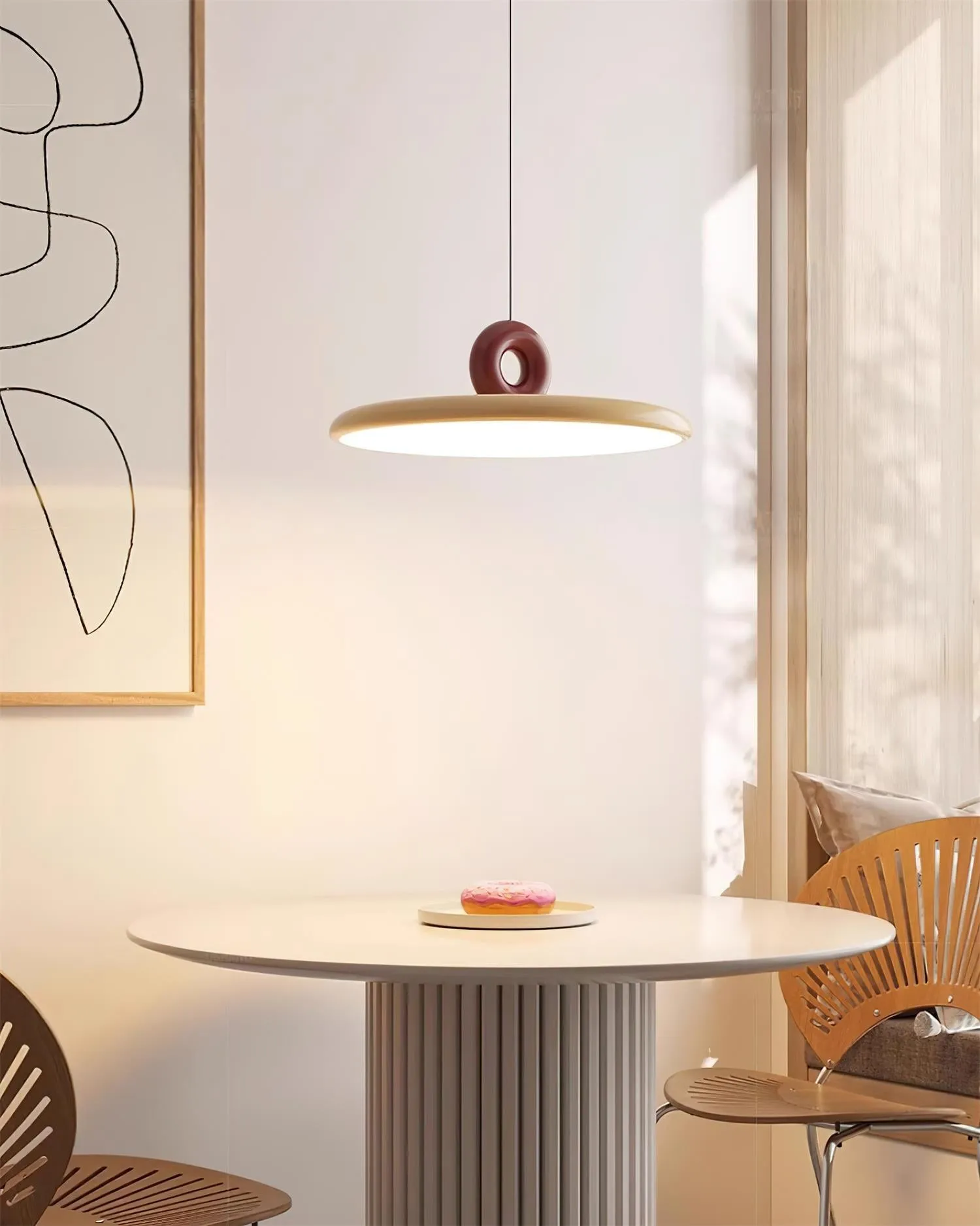 Cream Style Vertical Flying Saucer Pendant Lamp M167