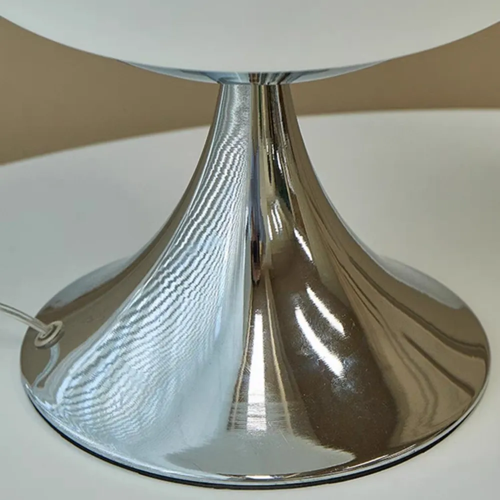 Lollora Bauhaus Apple Glass Table Lamp — Modern Desk & Bedside S171