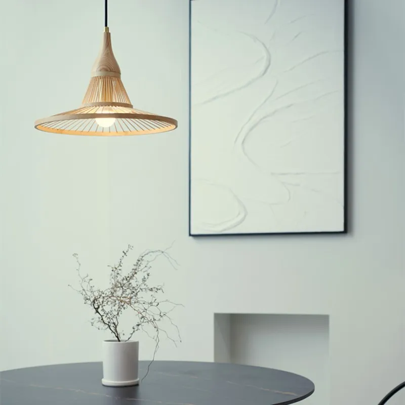 Straw Hat Art Pendant Light