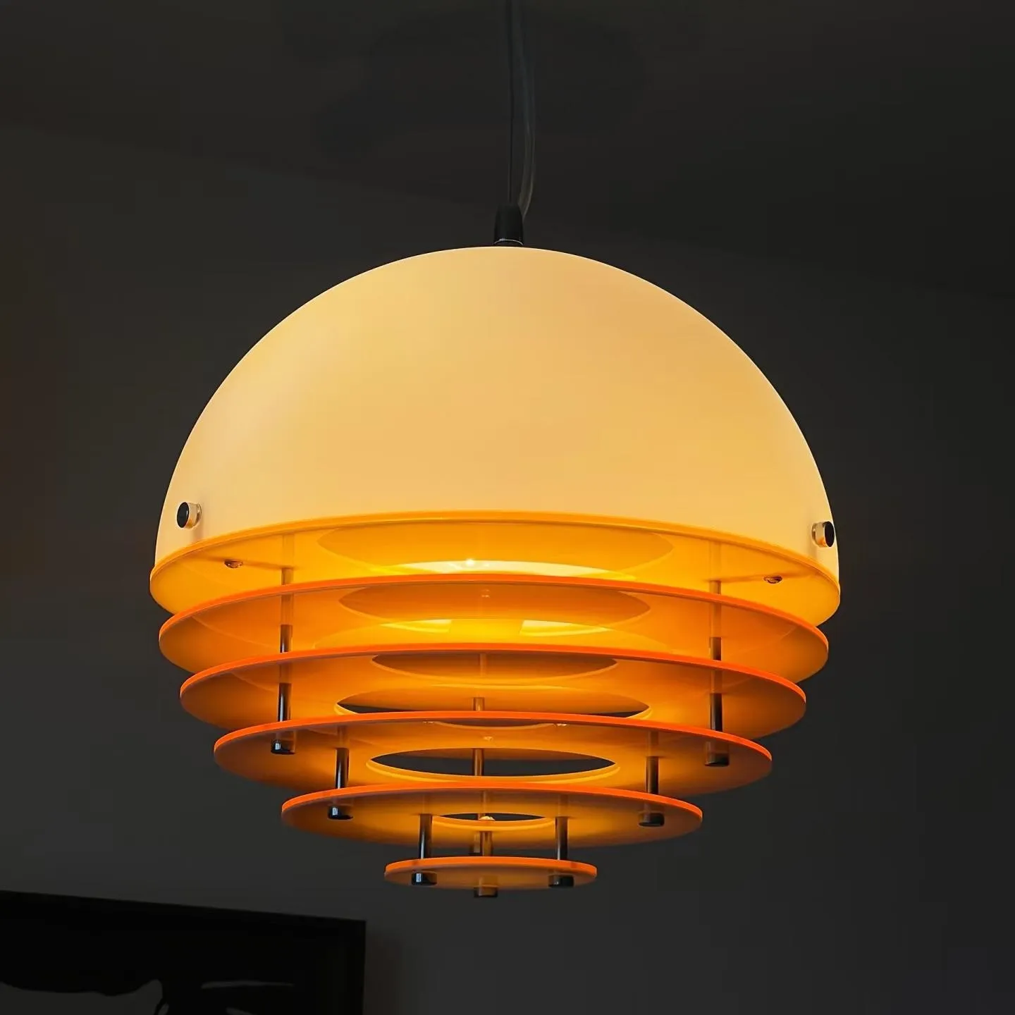 Bauhaus Sunset Pendant Lamp - Warm Ambient Lighting for Living Room S213