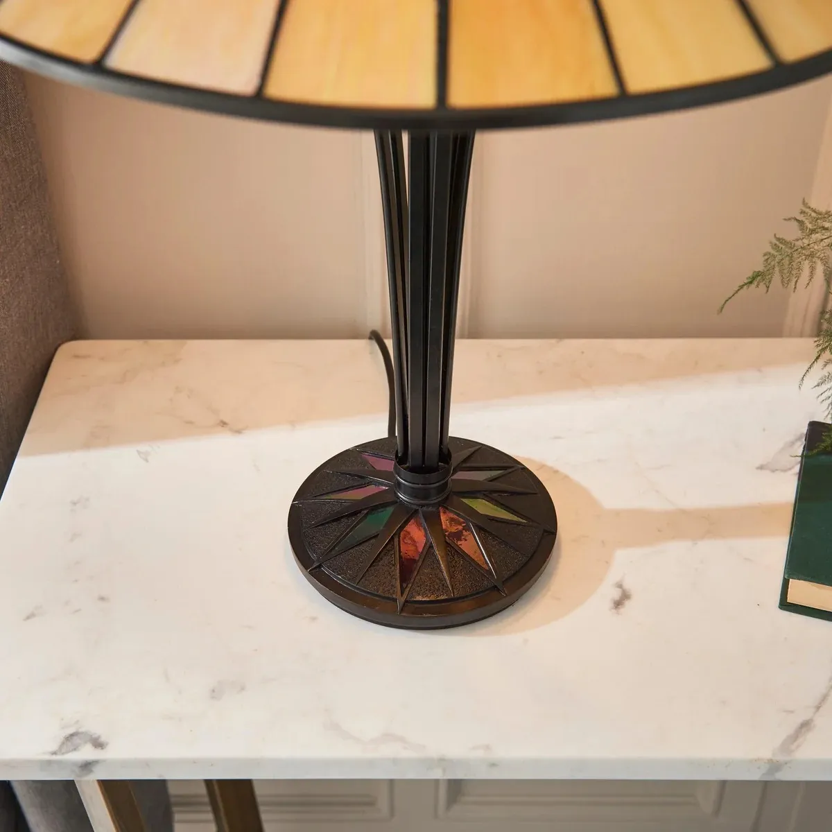 TF Dark Star Tiffany Style Geometric Shade Table Lamp for Bedroom and Accent Lighting T975
