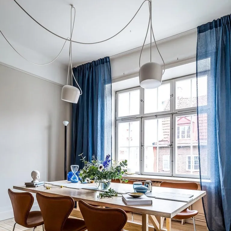 Axiomorna Pendant Light