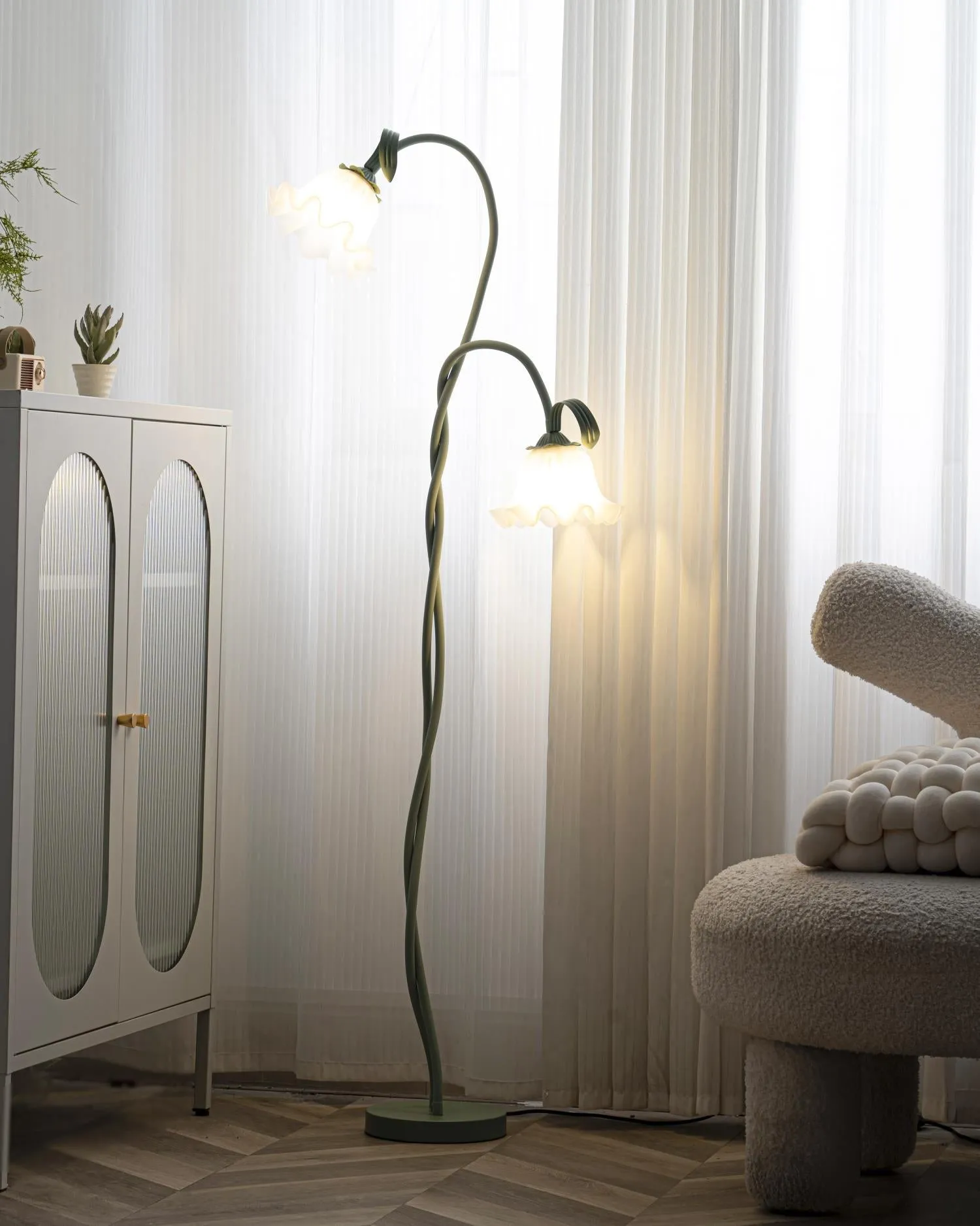 Creative Multi-Head Winding Flower Shape Floor Lamp M75