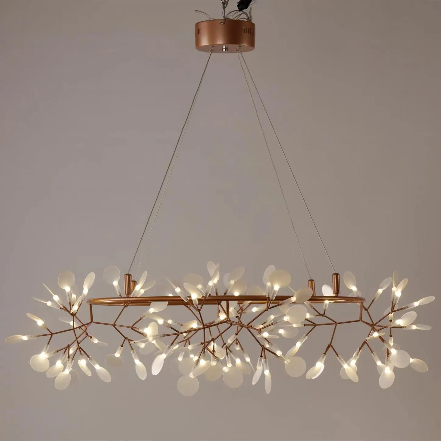 Floresta Chandelier – Artistic LED Chandelier for Residential Spaces
