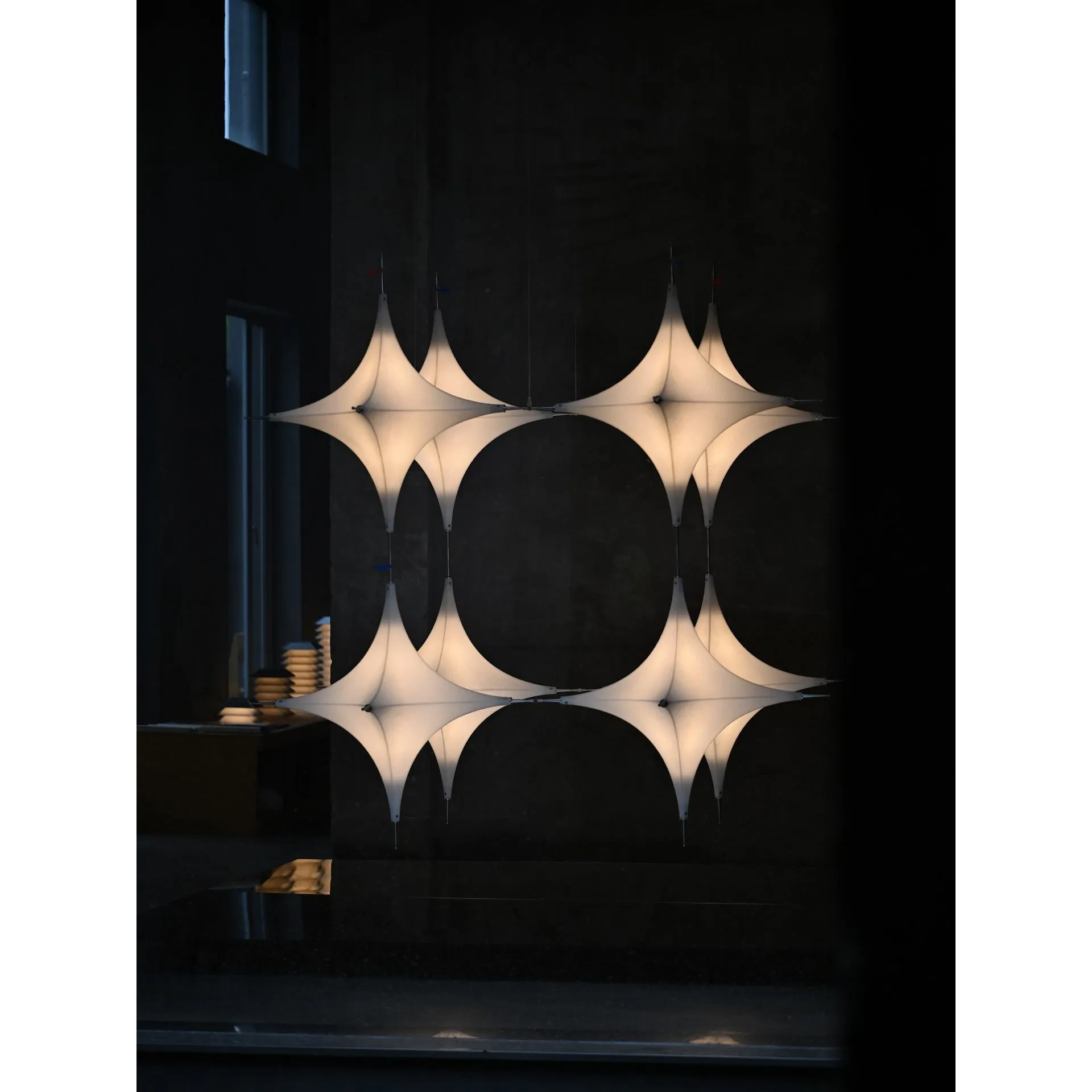 Polar Chandelier T1927