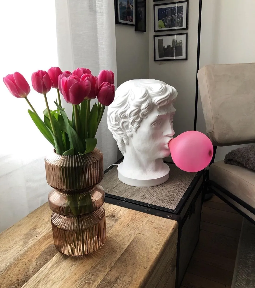 Wonder Artist Fashion Table Lamp M01
