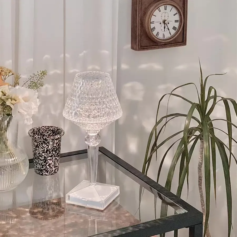 Goblet LED Table Lamp