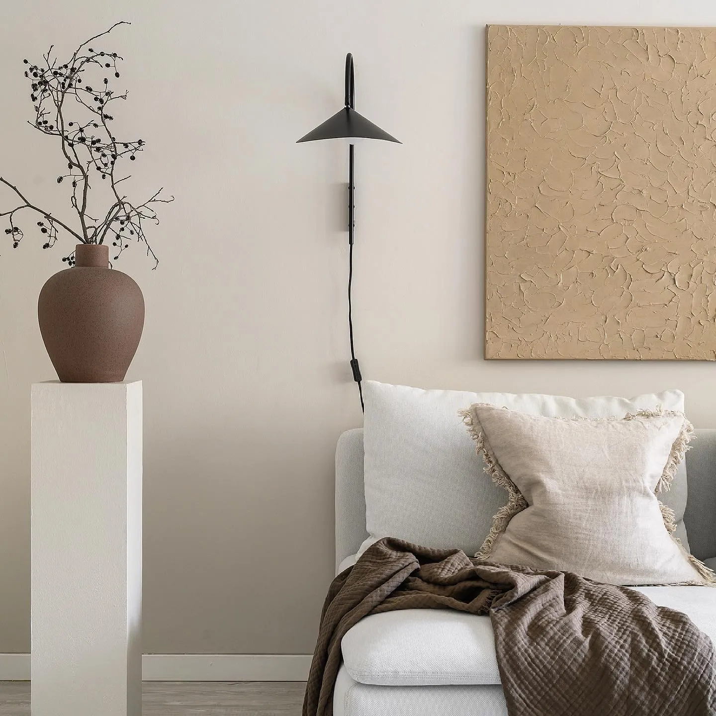 Nulavo Wall Lamp - Adjustable Nordic Style Wall Sconce for Office
