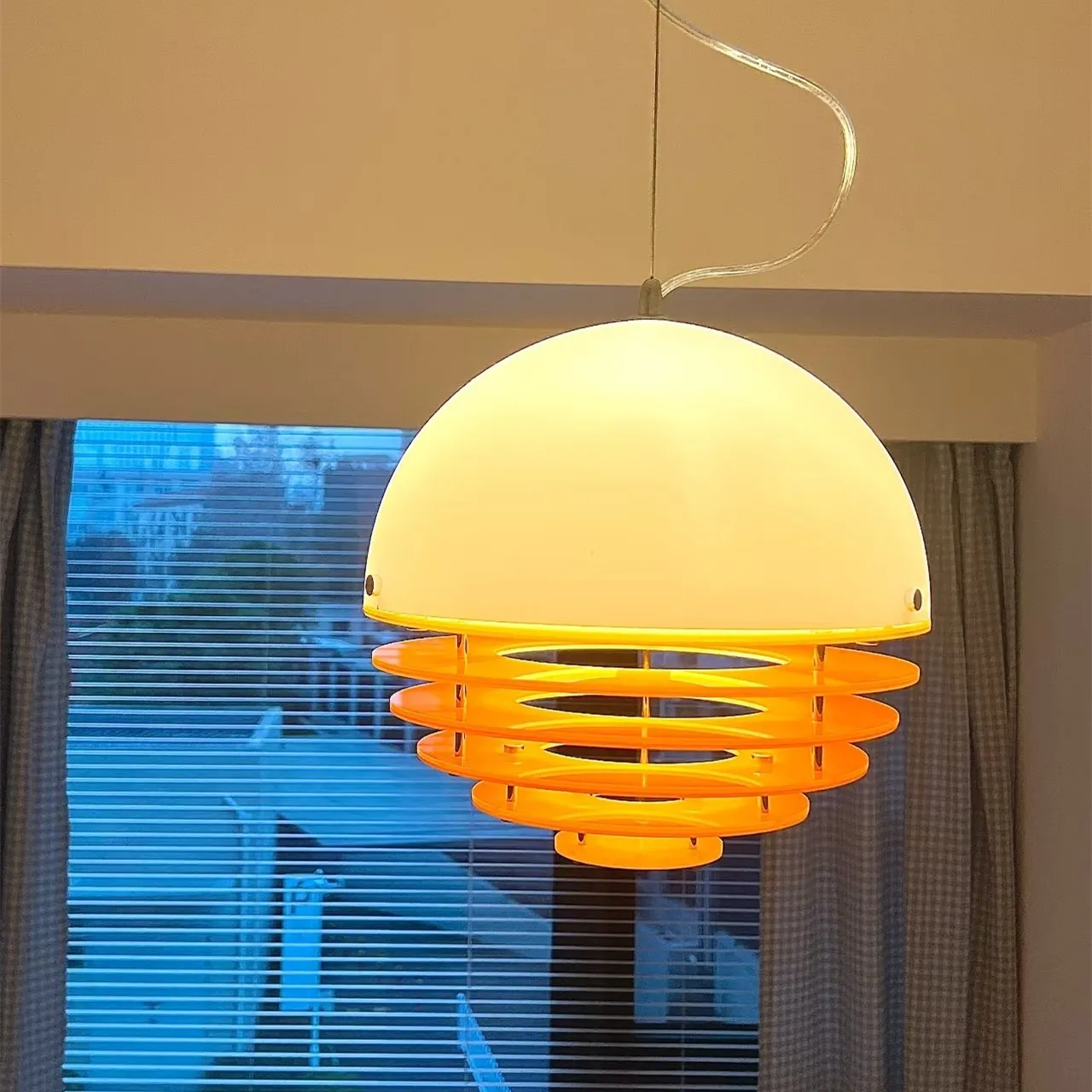 Bauhaus Sunset Pendant Lamp - Warm Ambient Lighting for Living Room S213