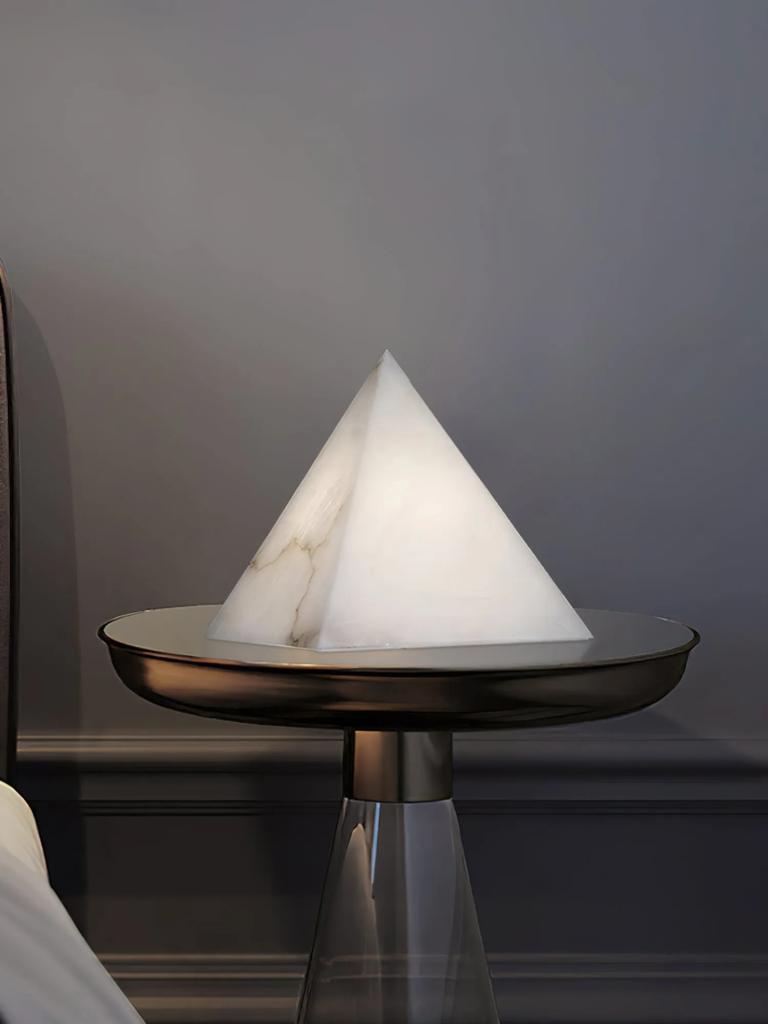 Alabaster Pyramid Table Lamp T1652
