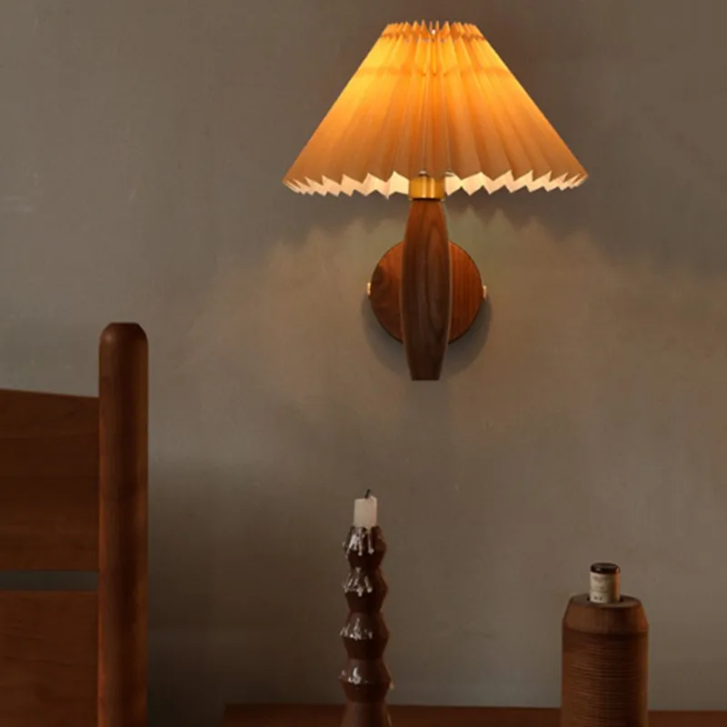 Wooden Wall Lamp