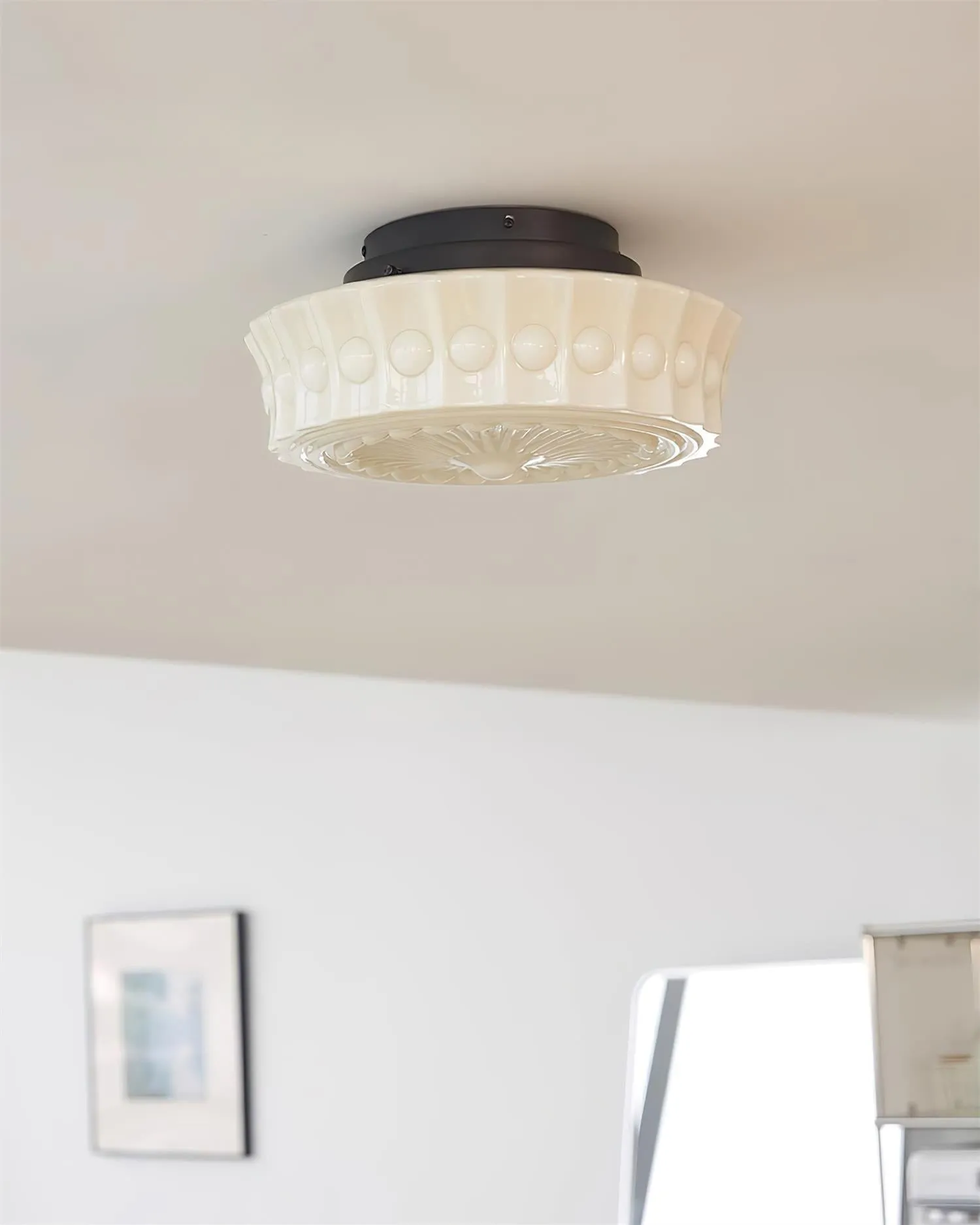 Rigidus French Vintage Glass Cream Style Ceiling Light M52