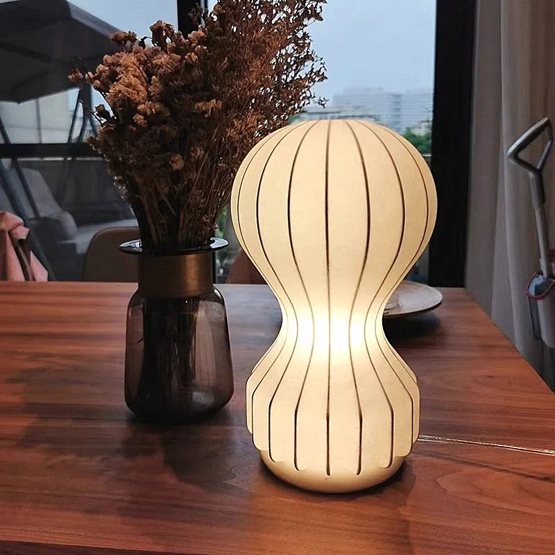 Gatto Table Lamp