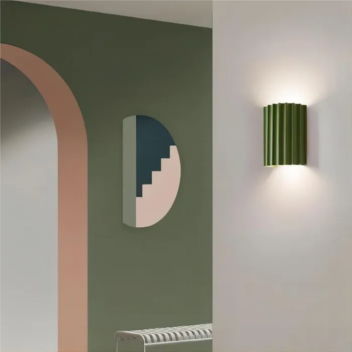 Ribbed Resin Design - Minimalist Wall Light for Modern Interior Spaces S104