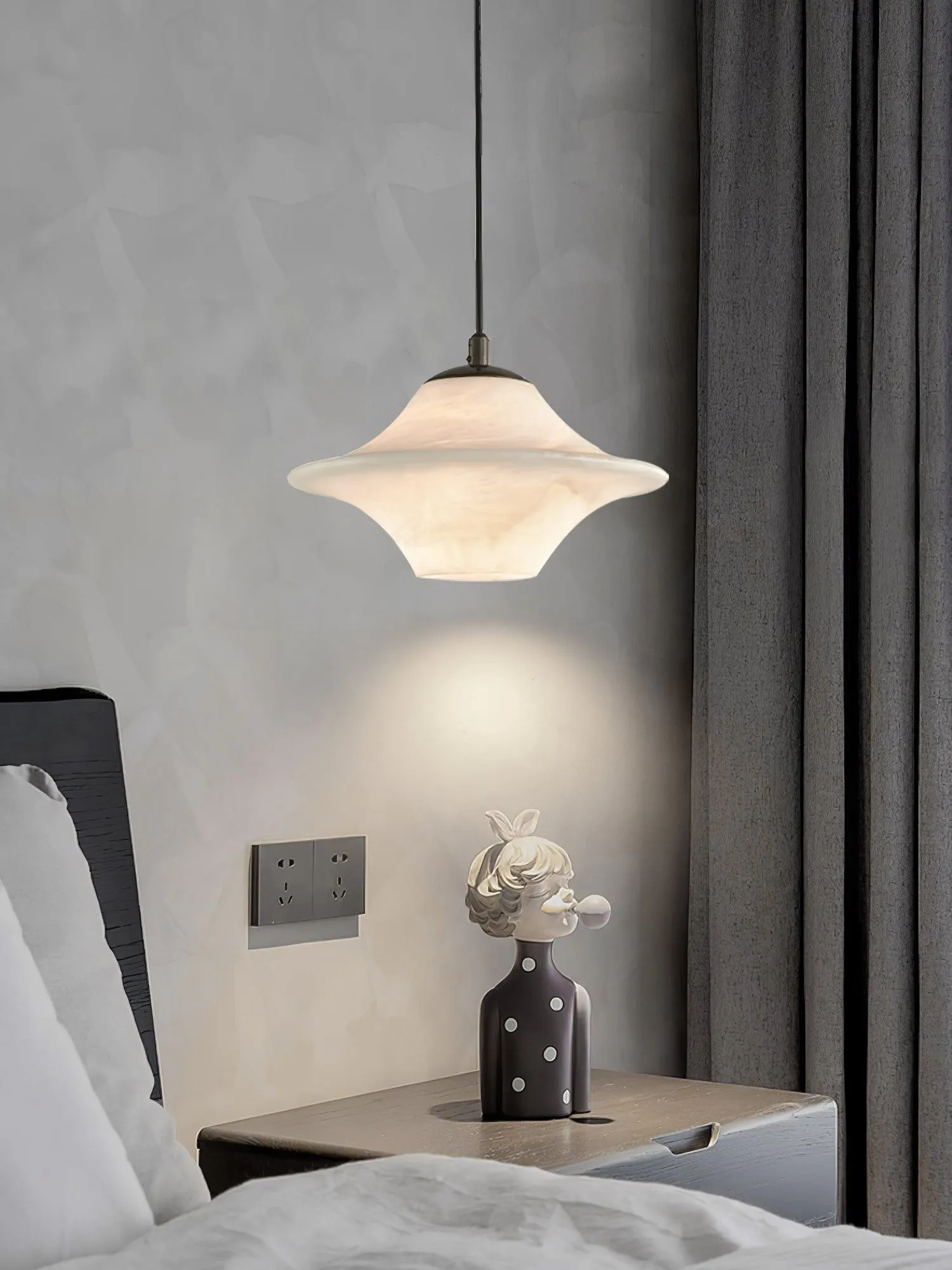 Saucer Alabaster Pendant Light M413