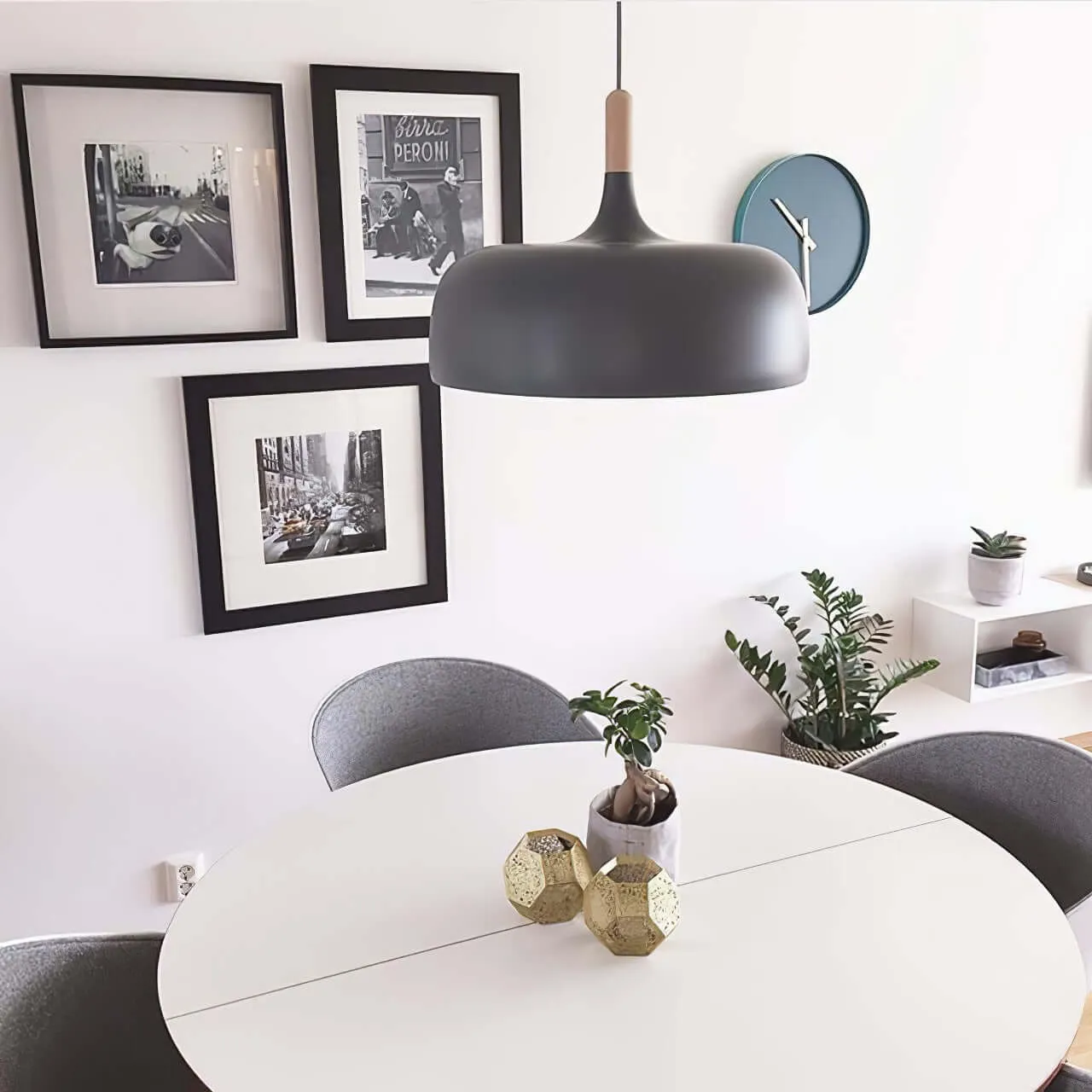 Scandinavian Acorn Pendant Light S35