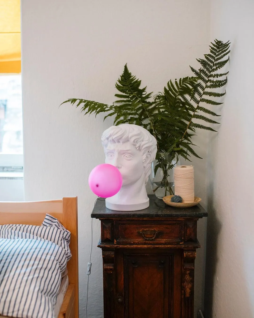 Wonder Artist Fashion Table Lamp M01