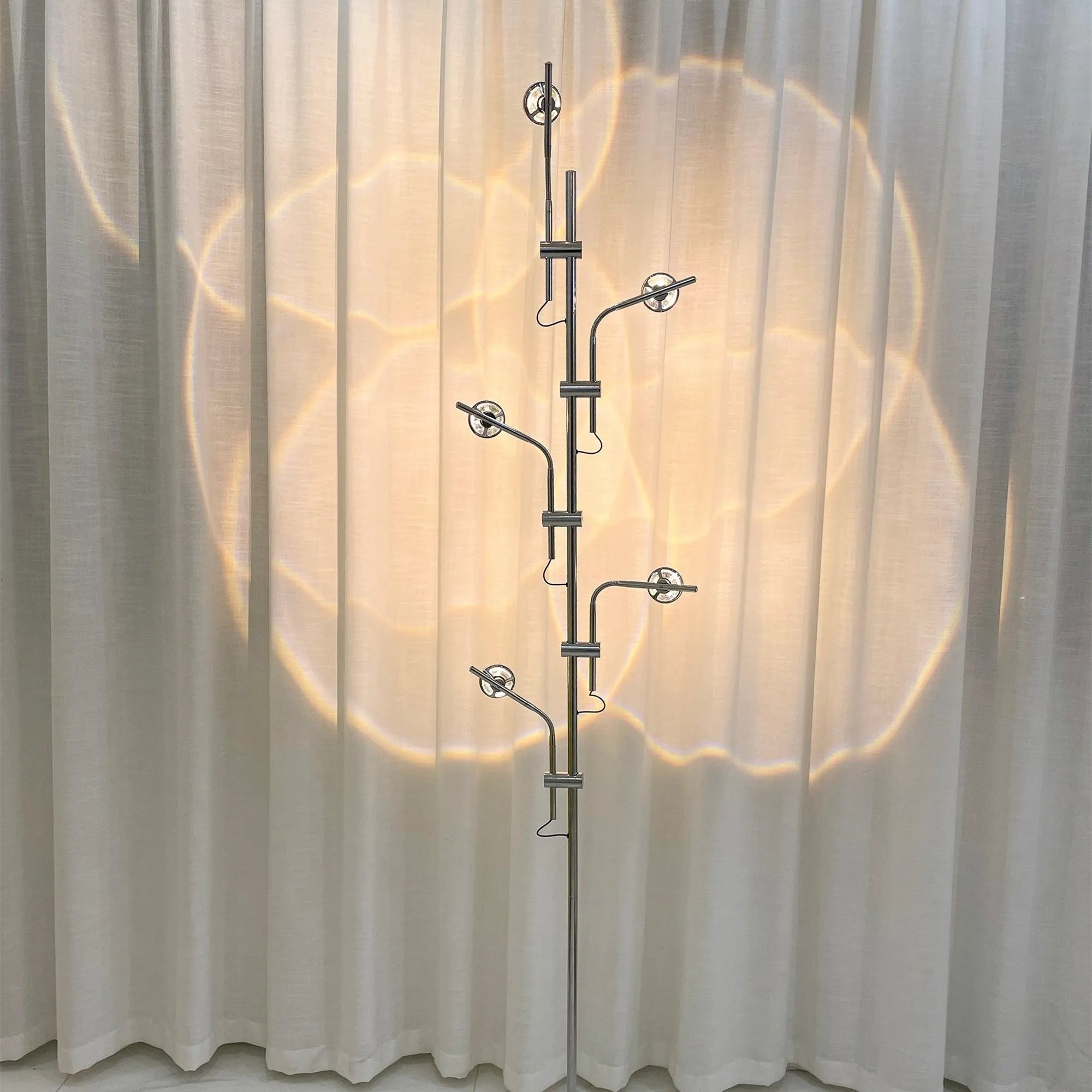 Wa Wa Floor lamp