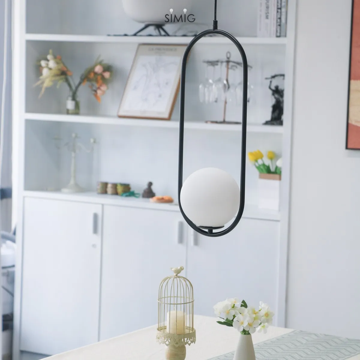 Halozen Pendant Lamp - Elegant Metal and Glass Pendant for Living Room