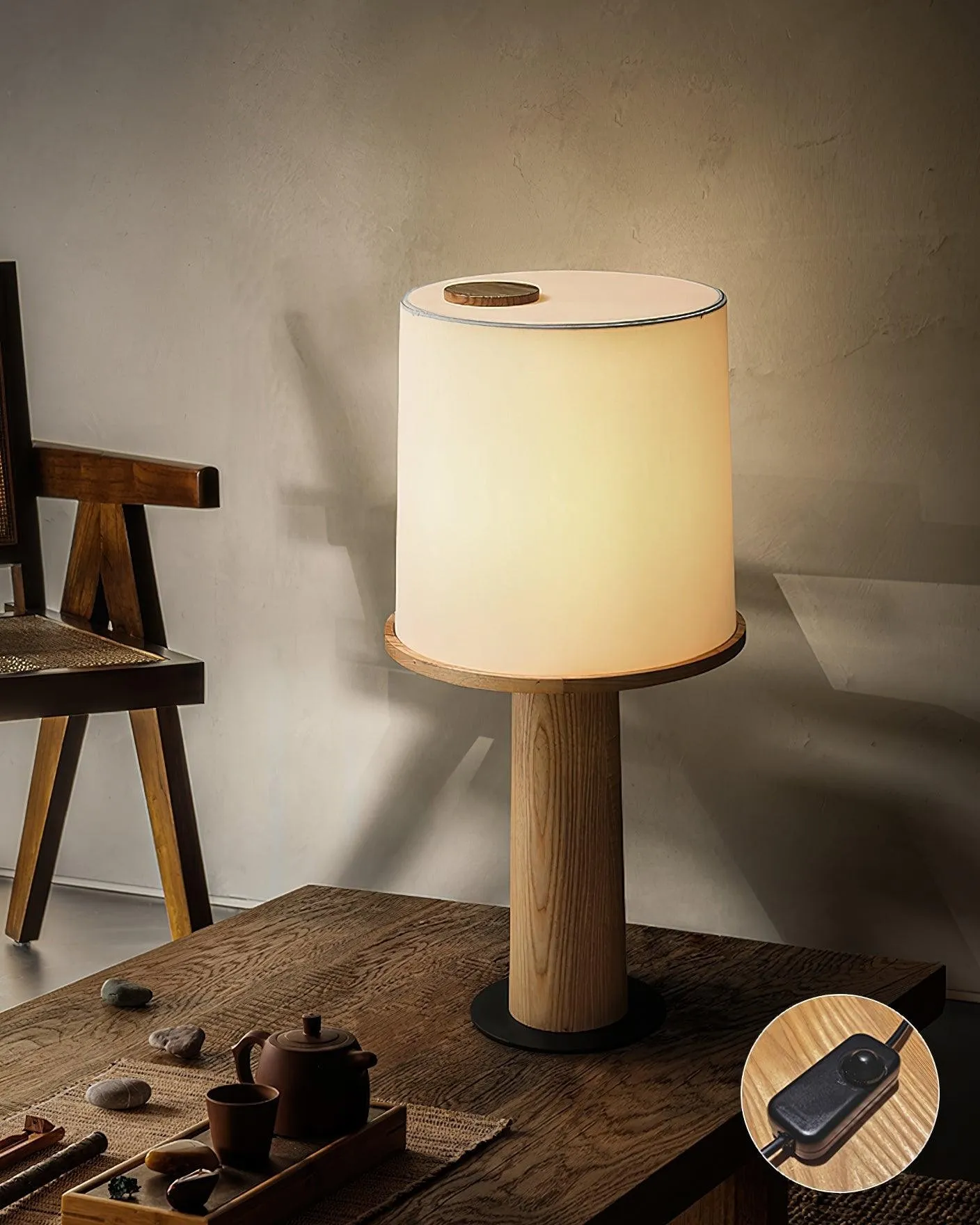 Fashionable Light And Shadow Bottle Table Lamp M543