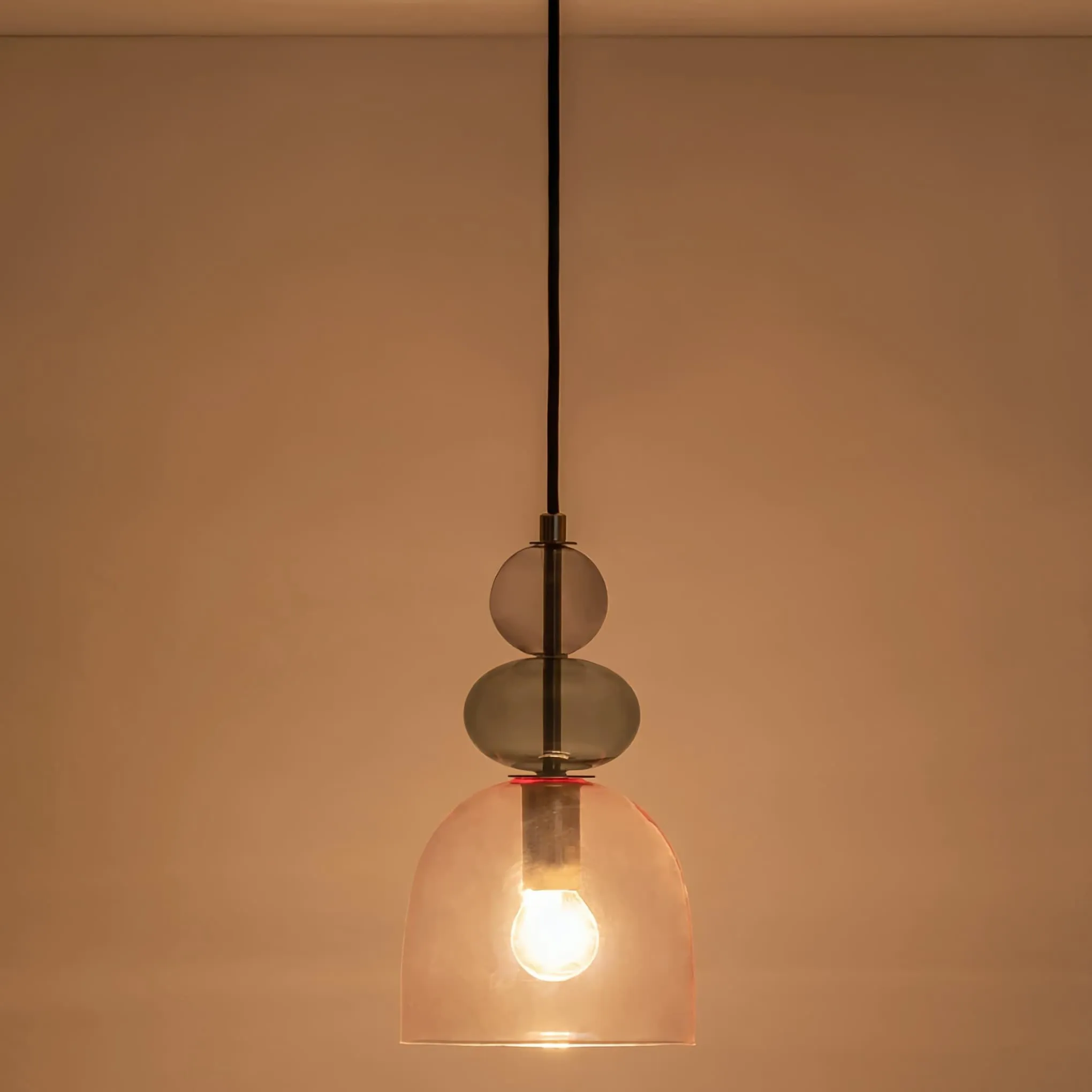 Contemporary Glass Lamp – Soft Glow for Modern Interiors S243