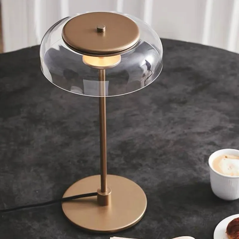 Blossi Table Lamp