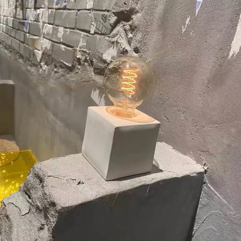 CUBE Cement Table Lamp