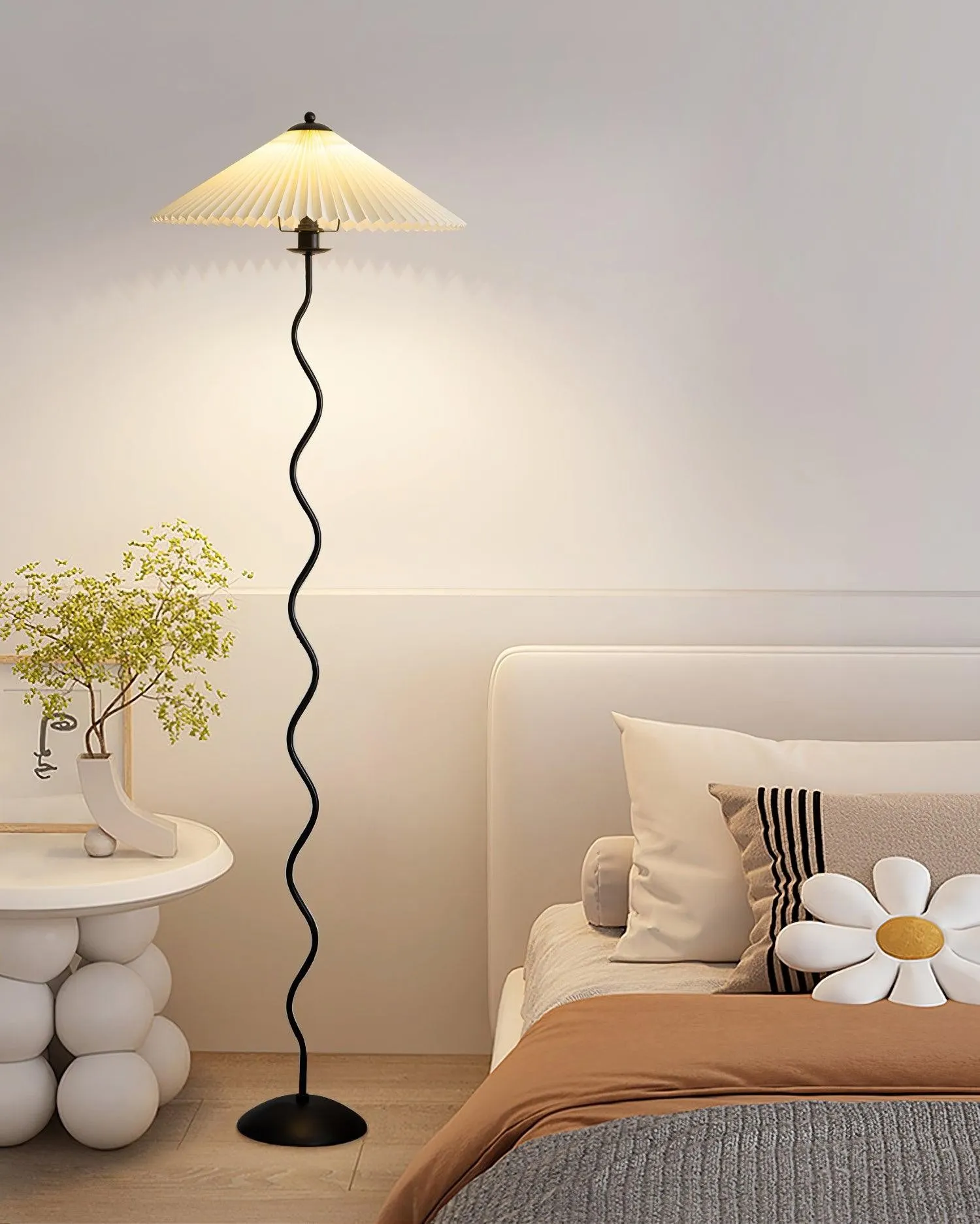 Waveform Exclusive Floor Lamp 17″- 59″ M96