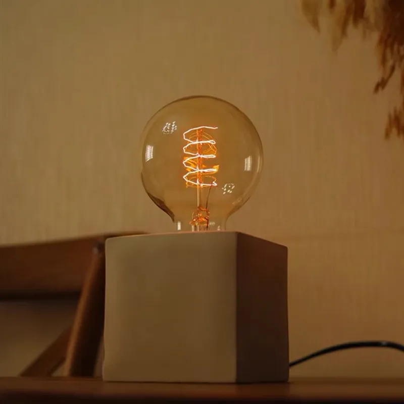 CUBE Cement Table Lamp