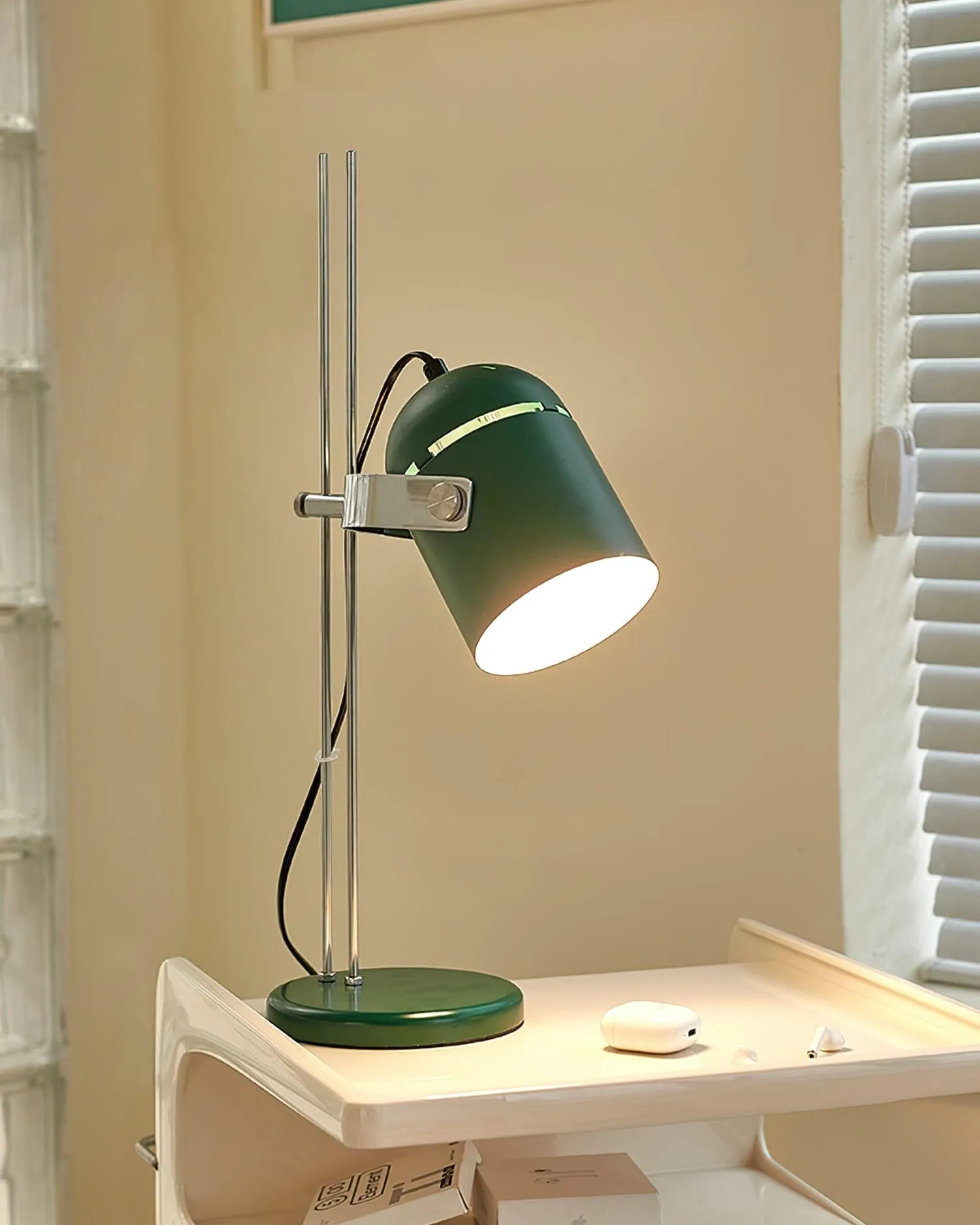 Adjusta Liftable Desk Lamp T1594