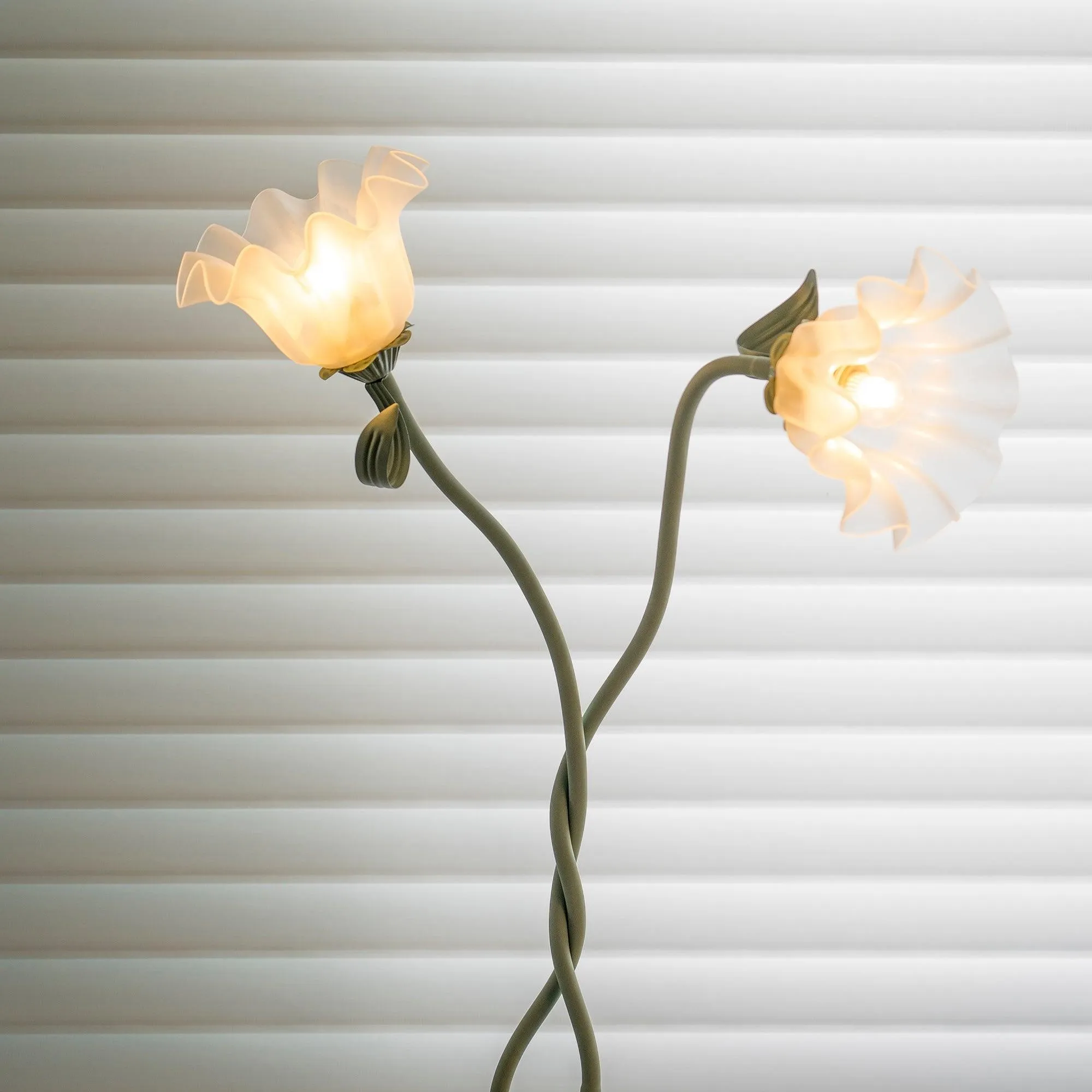 Creative Multi-Head Winding Flower Shape Floor Lamp M75