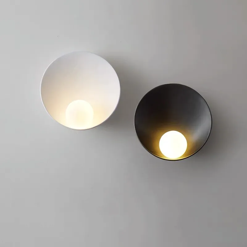 Musa Wall Lamp
