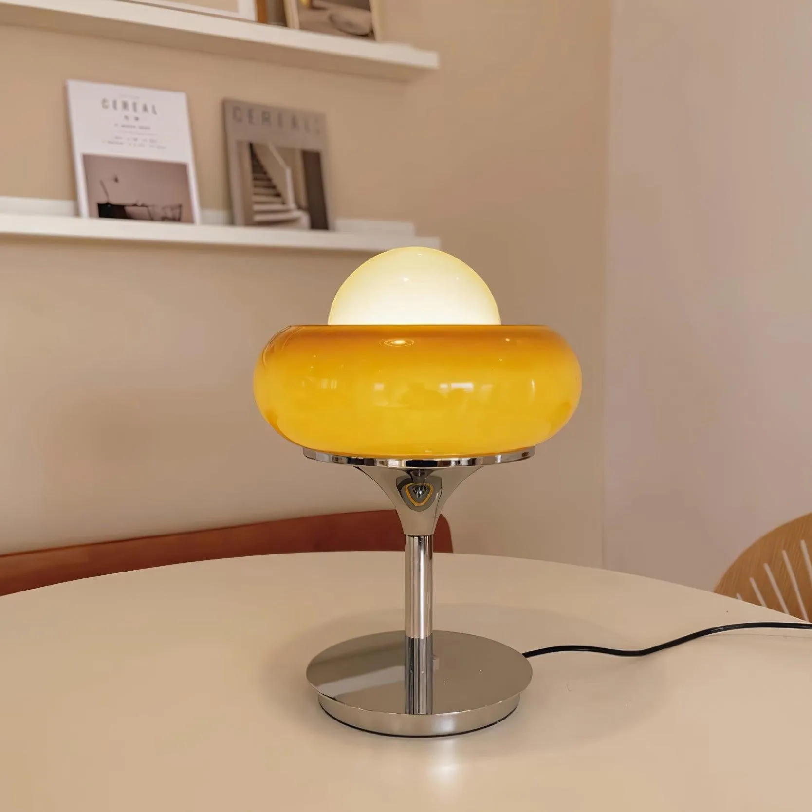 Vintage Cream Table Lamp for Bedroom M54