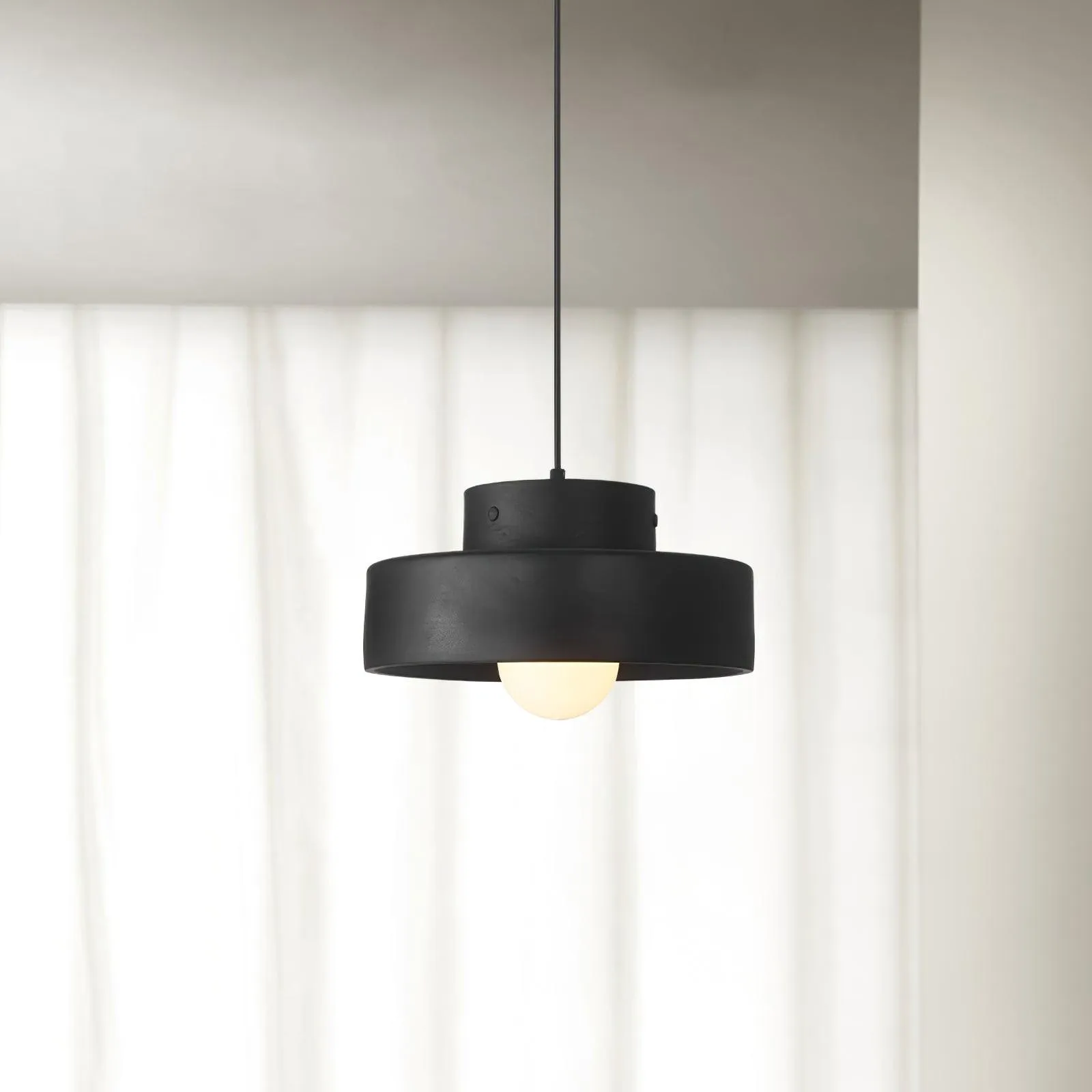 Classic Traditional Pendant Light M298