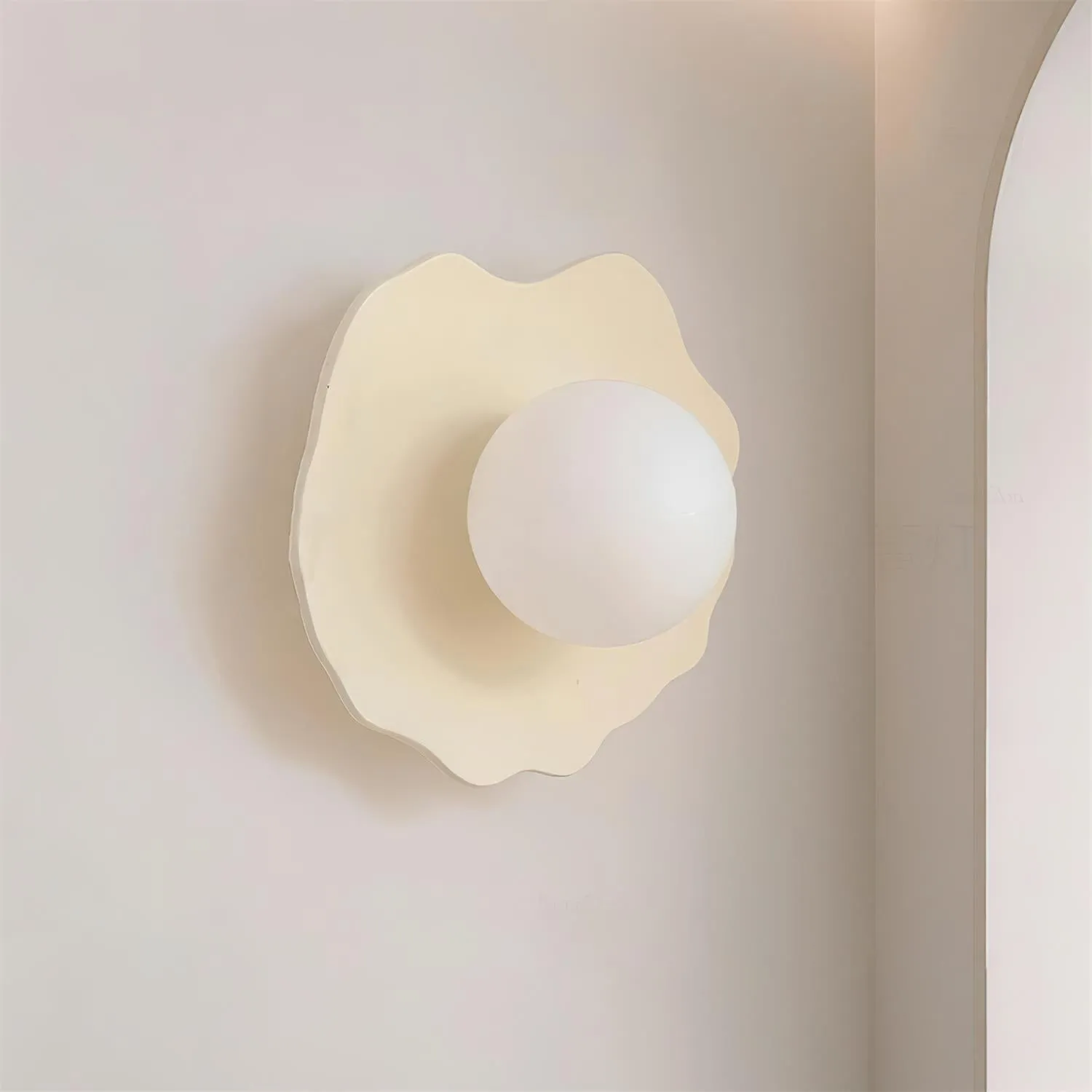 Nordic Flower Shape Wall Lamp M106