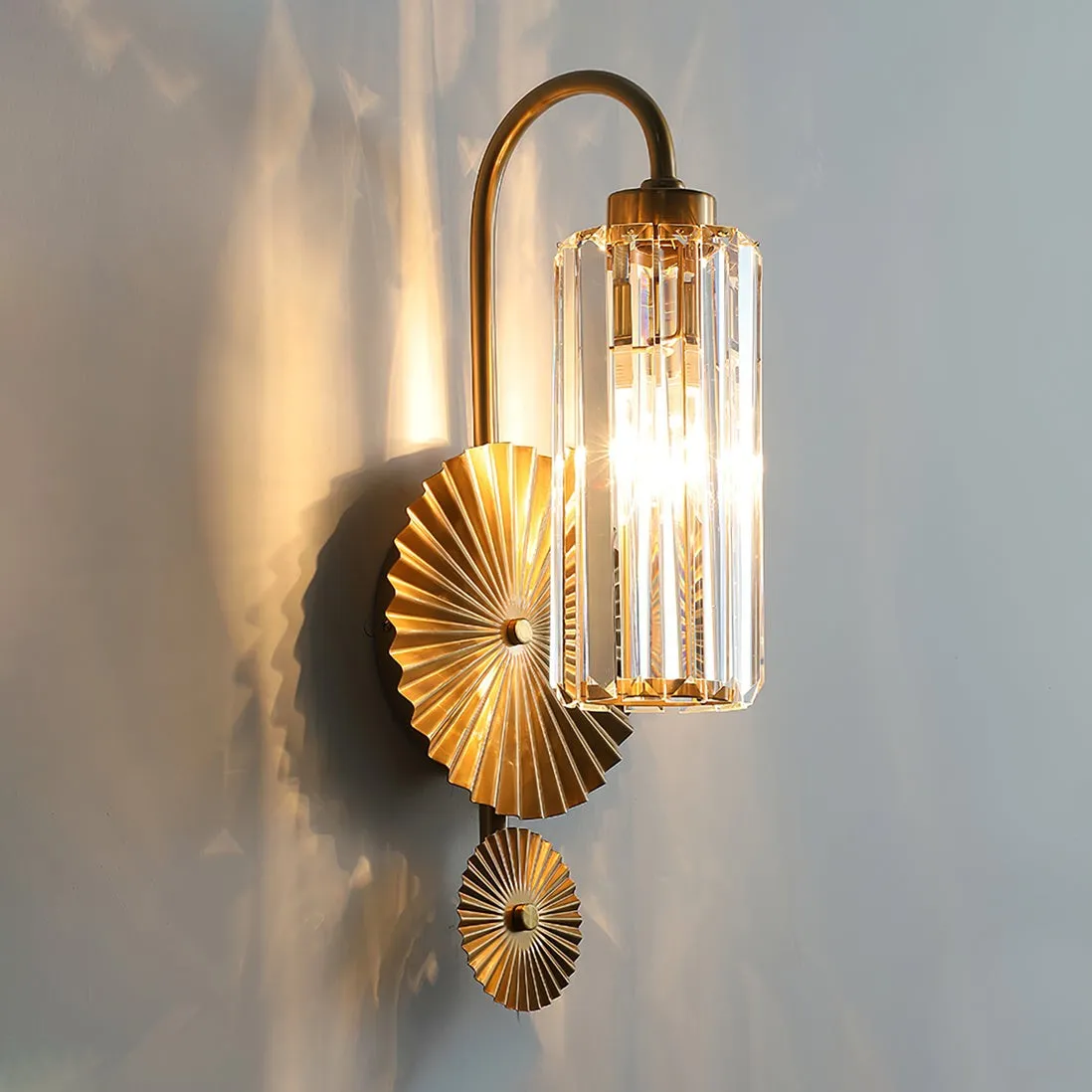 Nordic Light Luxury Crystal Wall Lamp M68
