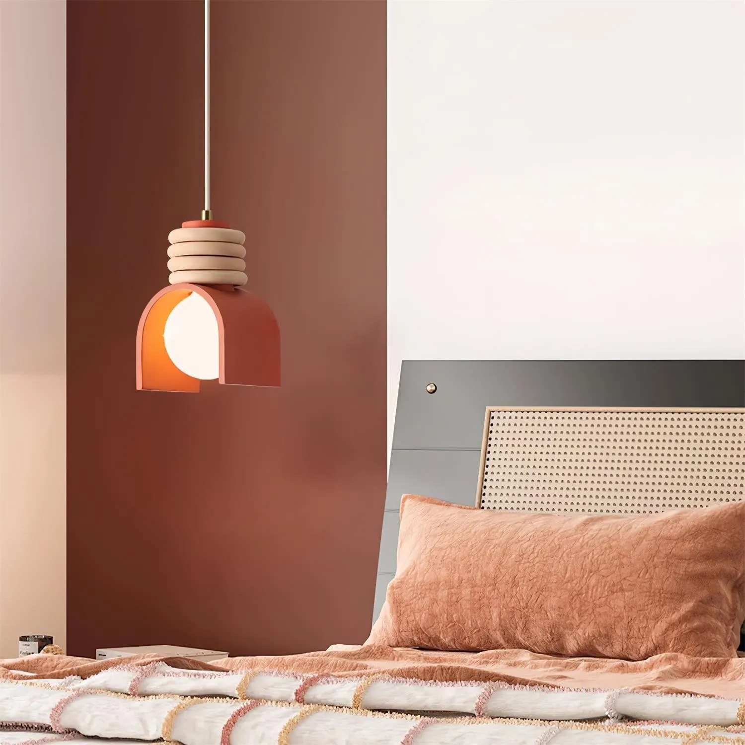 Modern Creative Resin Pendant Light M92