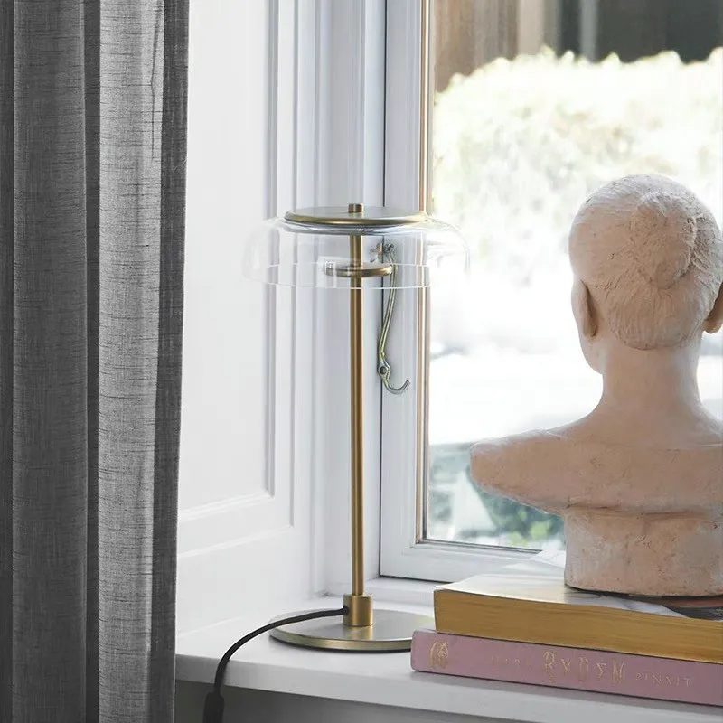 Blossi Table Lamp